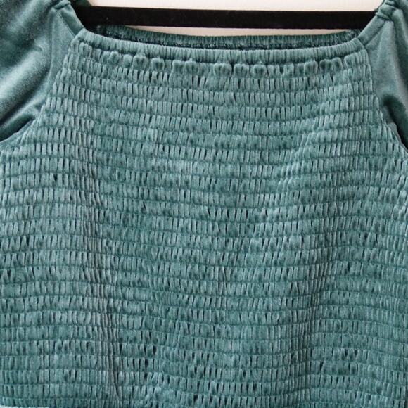 Gap Green Peplum Long Sleeve Velour Shirt X Small - Picture 2 of 7
